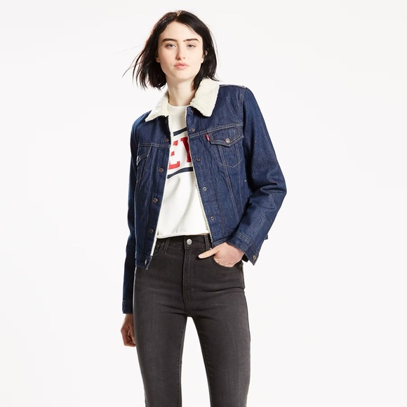 Levi's Women’s Original Sherpa Trucker Jacket Denim Size Medium - Picture 4 of 14